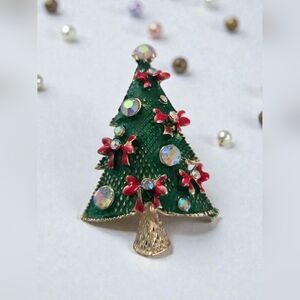 🔥Festive Christmas Tree Brooch🔥